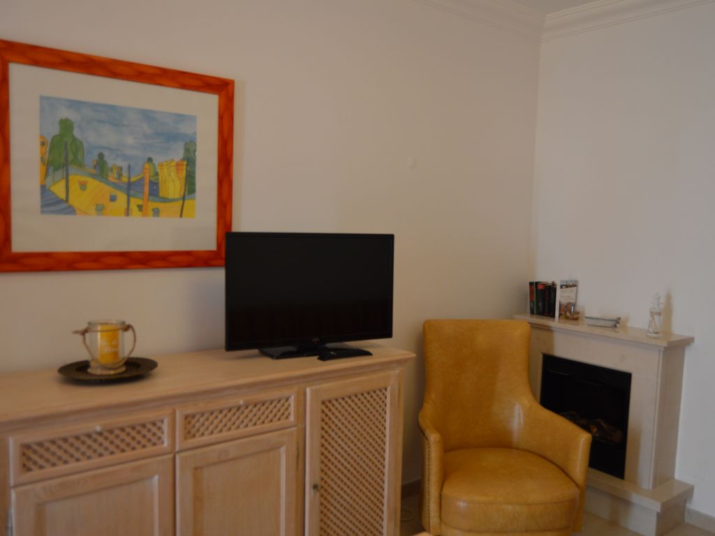 3-bedroom townhouse in Manta Rota rent