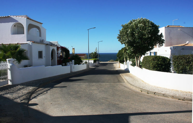 carvoeiro apartment t2 for rent