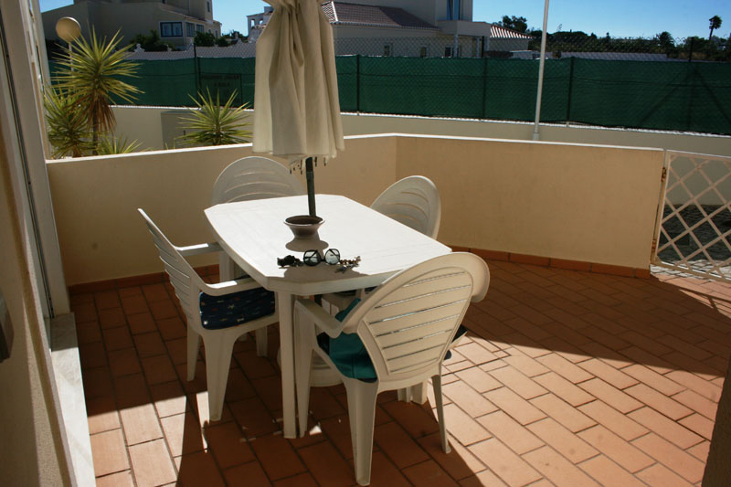 carvoeiro apartment t2 for rent