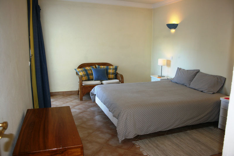 carvoeiro apartment t2 for rent