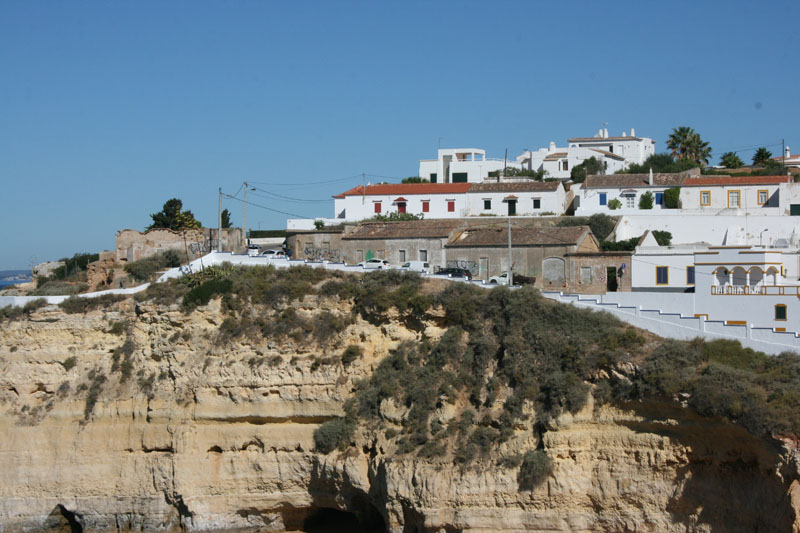 carvoeiro apartment t2 for rent