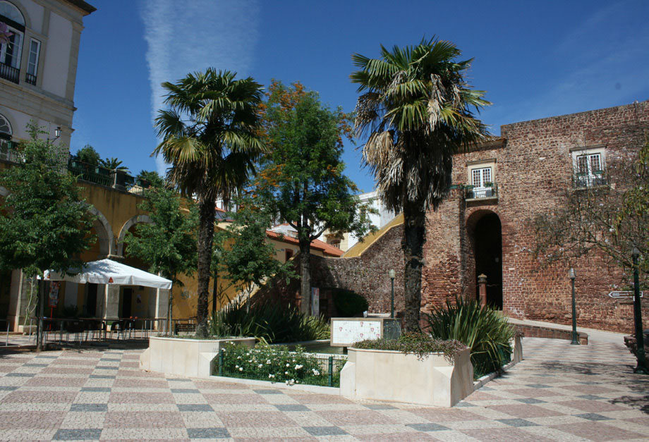 The immaculate main square in Silves Best Kept Secret