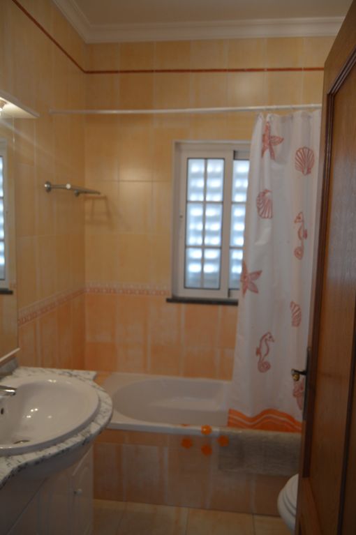 3-bedroom townhouse in Manta Rota rent