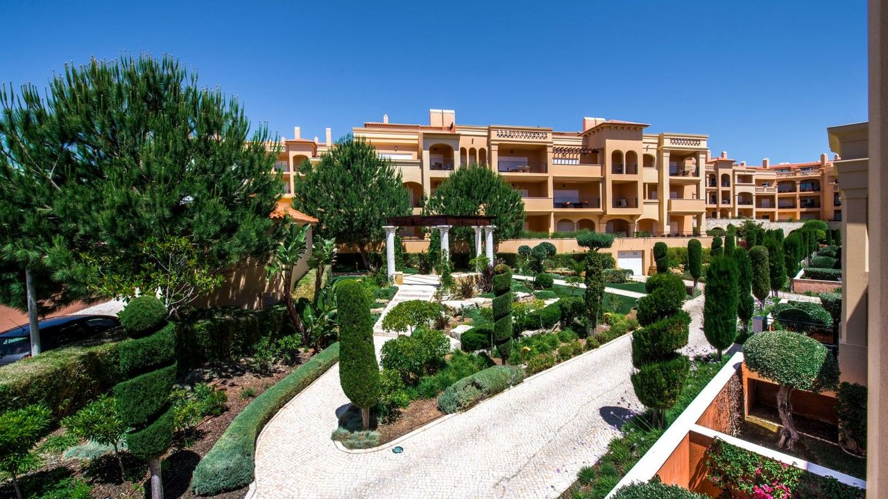 Stunning 2-bedroom apartment near the beach in Luz for rent