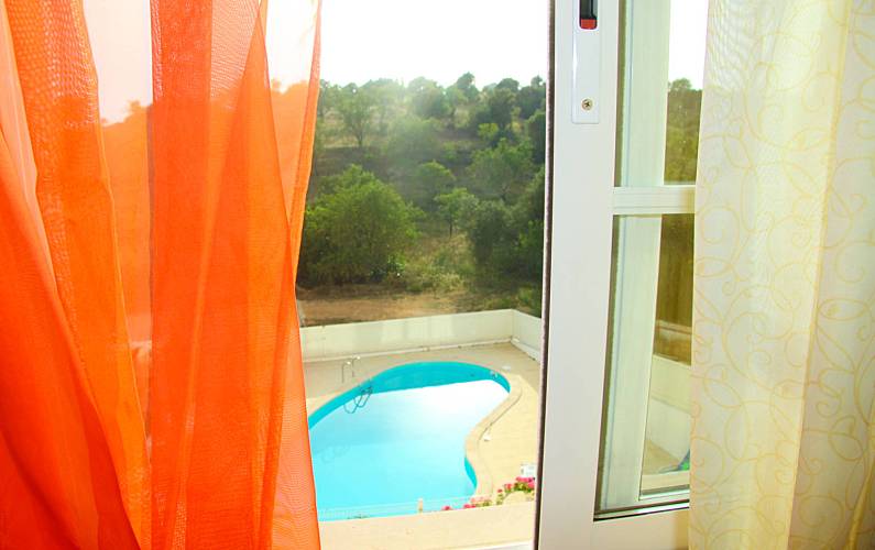 2-bedroom apartment in quiet location in Ferragudo to rent